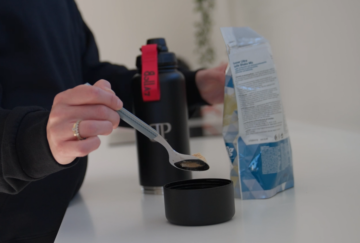 Hilft Eiweißpulver beim Abnehmen? Erfahren Sie mehr über Proteinshakes und ihre Vorteile